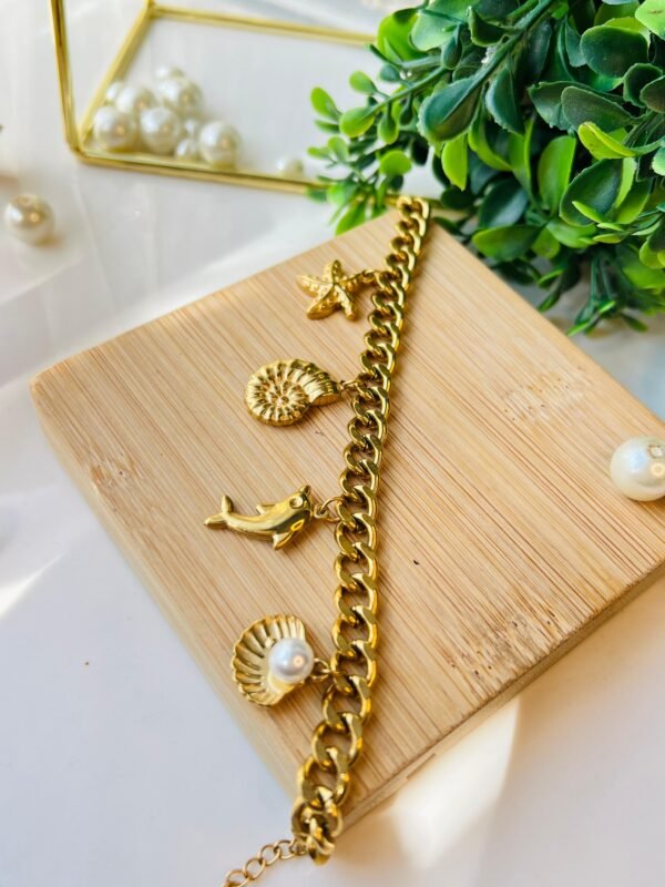 Shell Charm Bracelet - Image 3