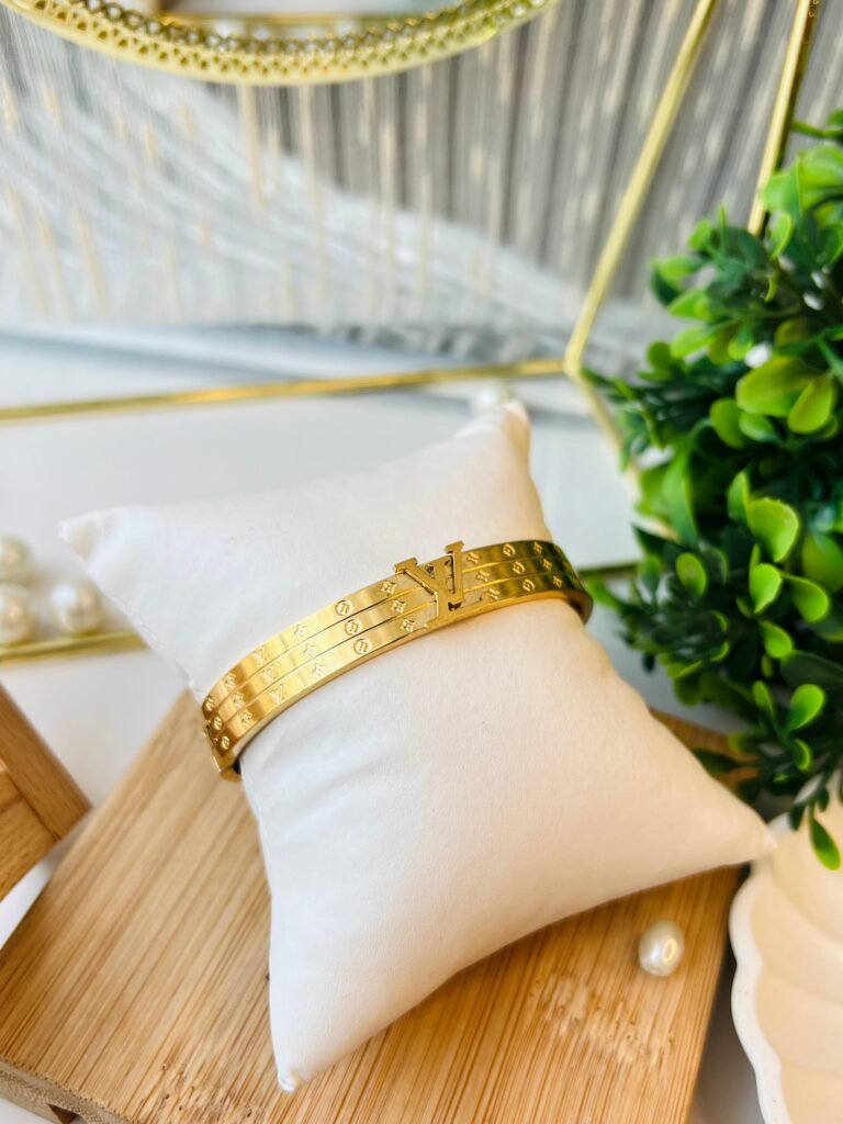 WhatsApp Image 2024-12-06 at 11.35