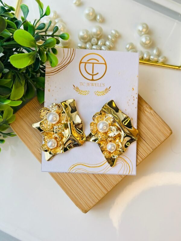 Floral Square Drops