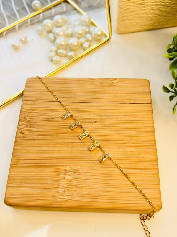 Glacial Beauty Bracelet - Image 3