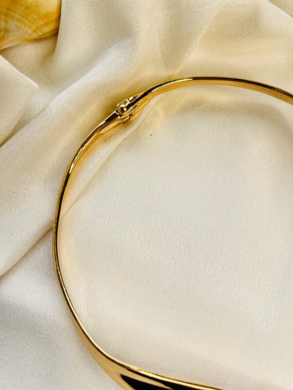 Gilded Wave Collar - Image 4
