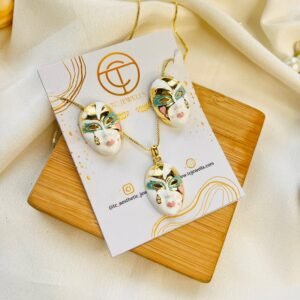 Masque of Elegance