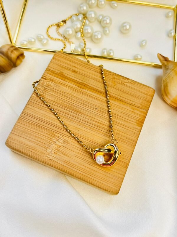 Floral Grace Pendant - Image 2