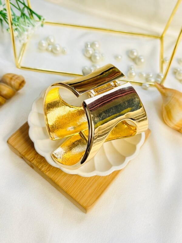 Gilded Wave Cuff - Image 4