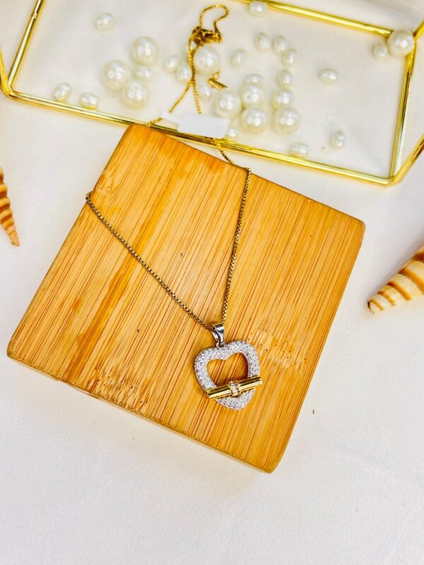Eterna Heart Necklace - Image 2
