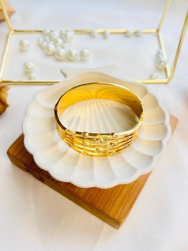 Aurora Radiance Cuff - Image 3