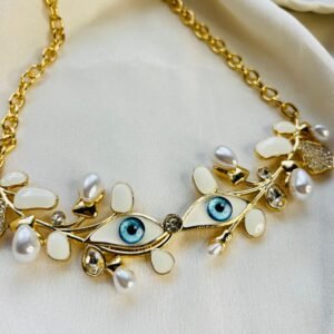 Eterna Guard Necklace