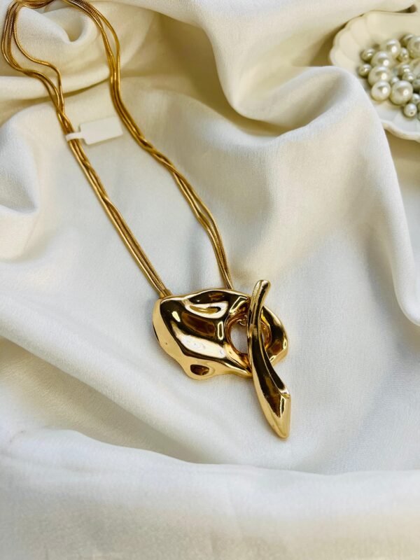 Auric Flow Pendant