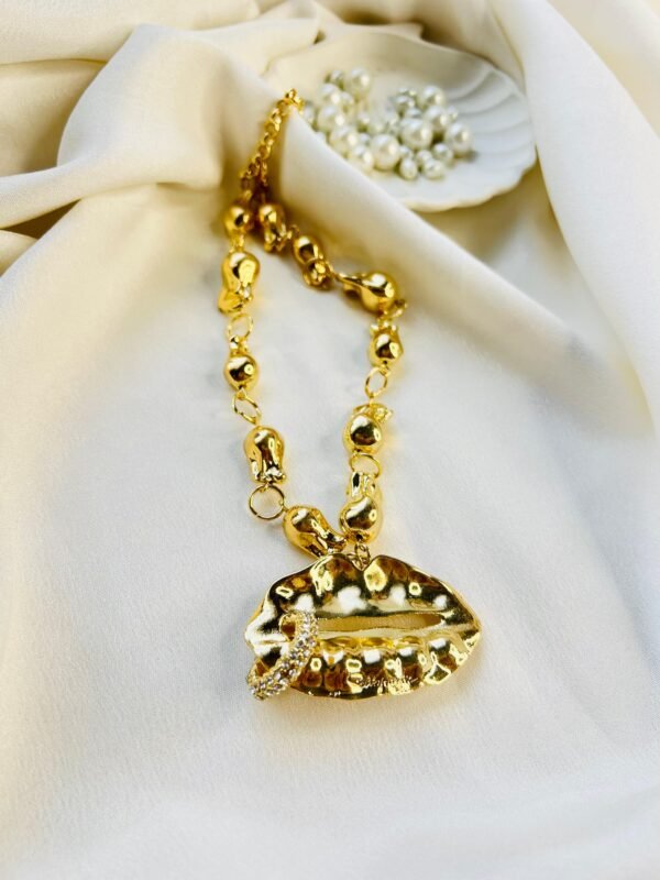 Celeste Glow Necklace - Image 2