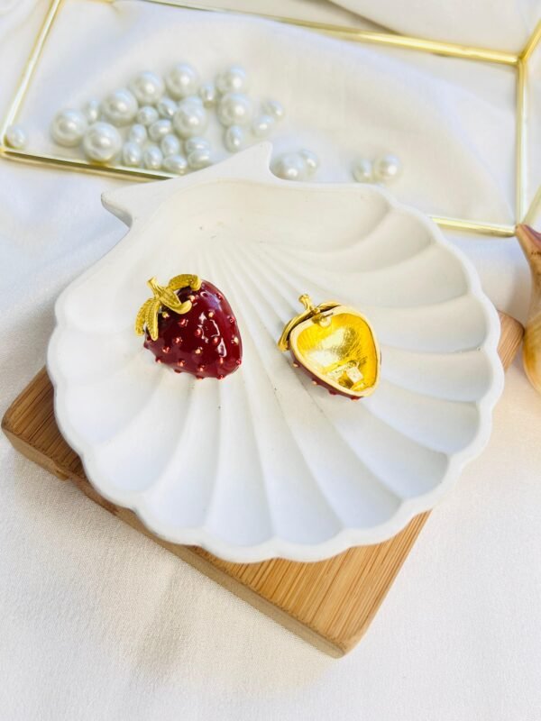 Sweet Berry Charms - Image 3