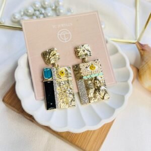 Eterna Cube Earrings