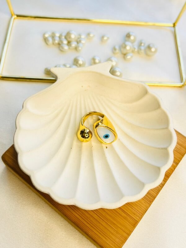 Eterna Eye Charm