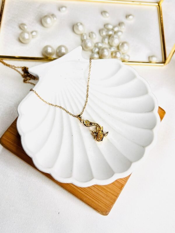 Golden Fin Chain - Image 2