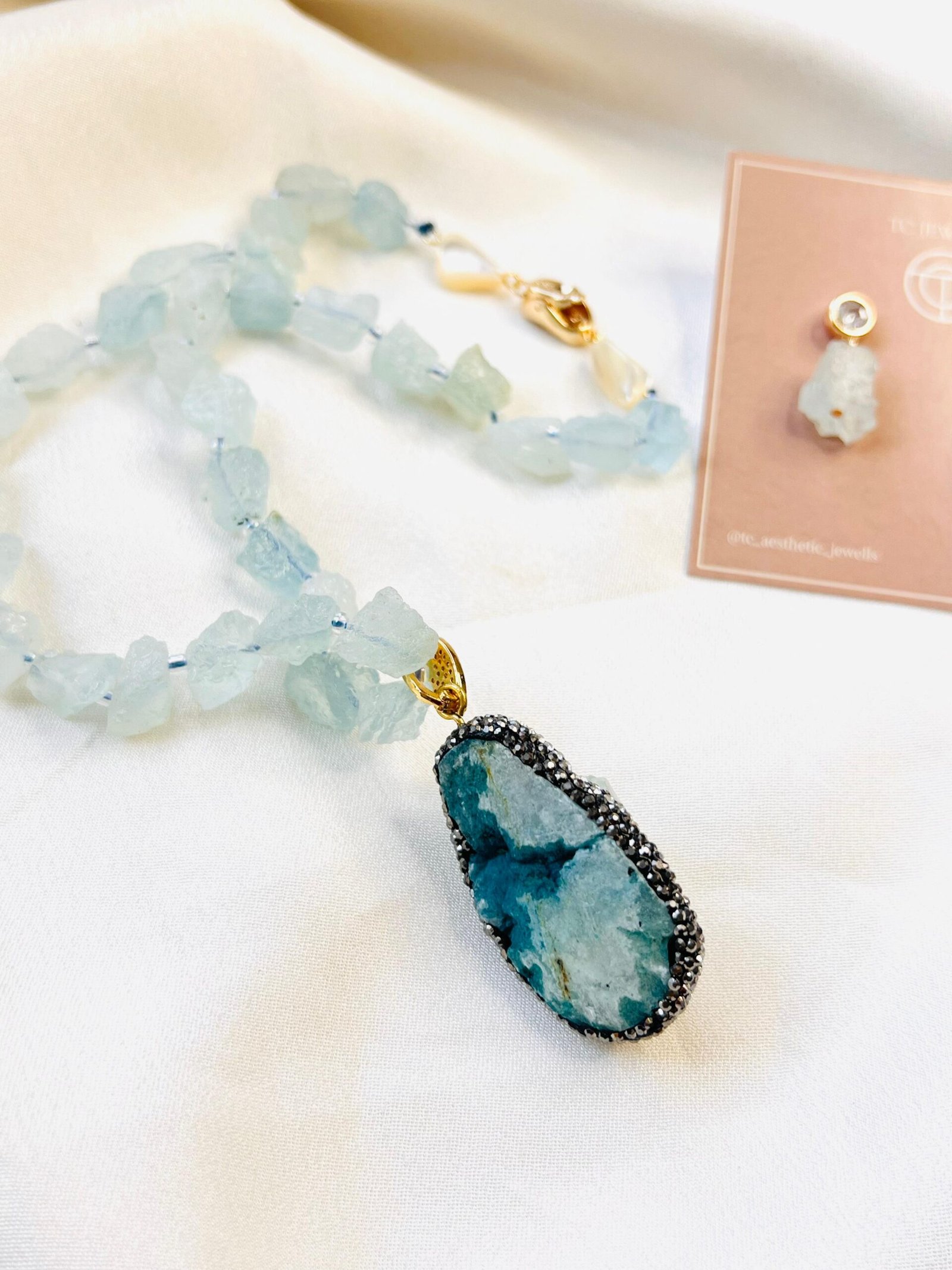 Frozen Tide Necklace - Image 3