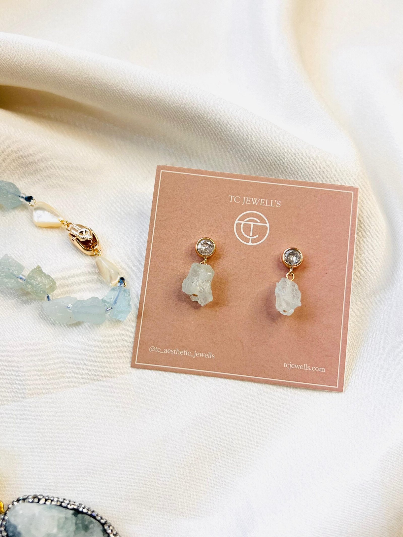 Frozen Tide Necklace - Image 2