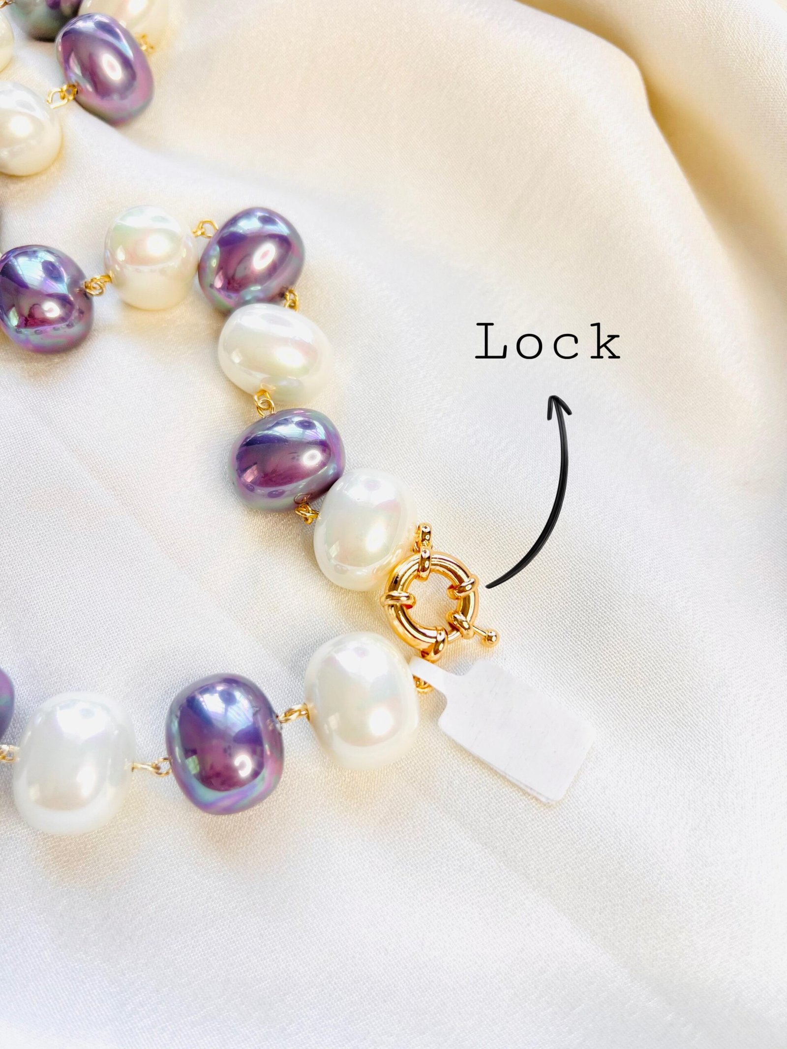 Lavender Pearl Glow Necklace - Image 4