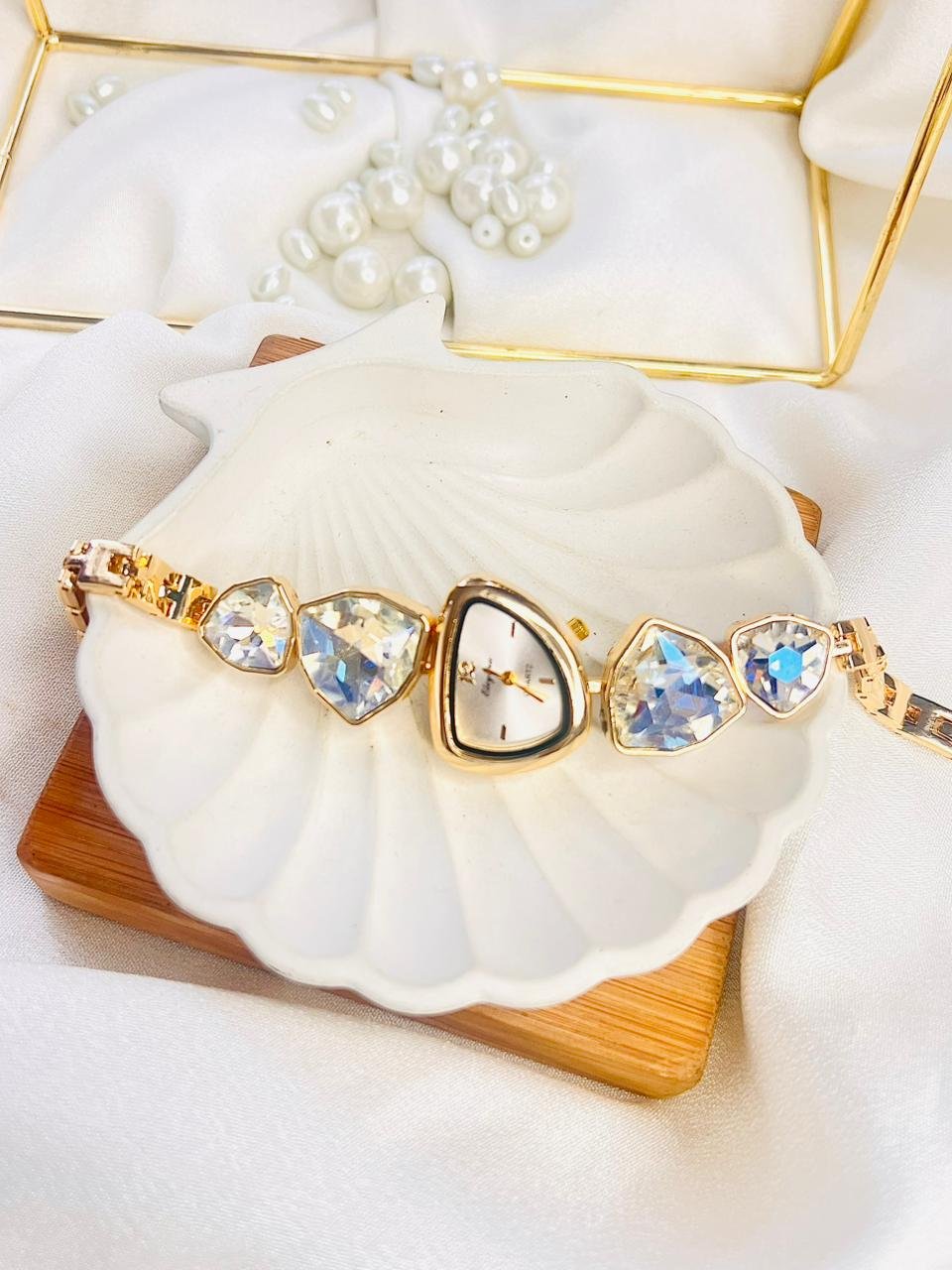 Aurora Prism Timepiece