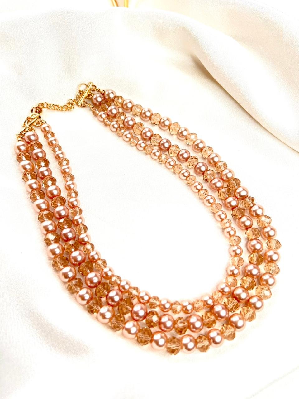 Triveni Pearl Necklace - Image 3