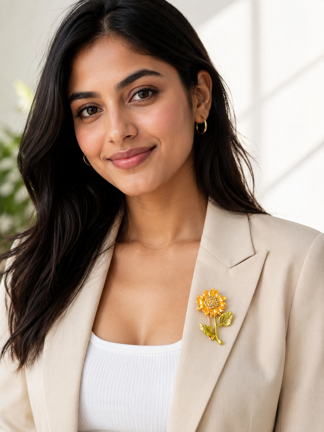 Golden Bloom Sunflower Brooch - Image 2