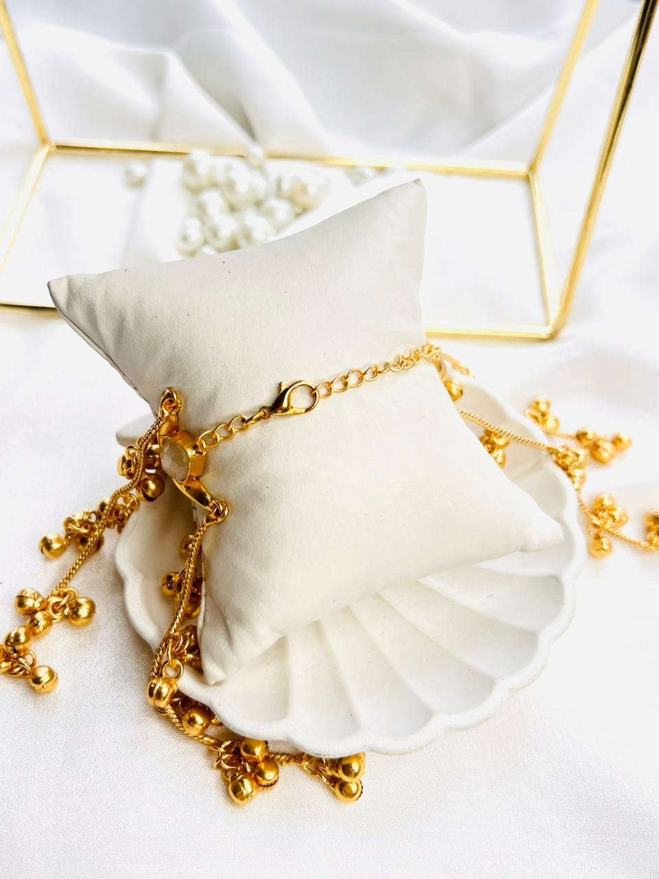 Golden Grace Bracelet Watch - Image 4