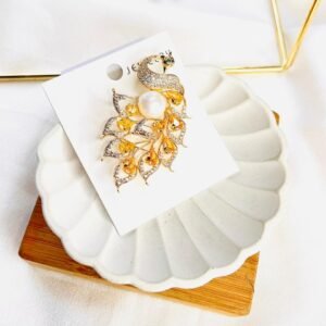 Regal Swan Pearl Brooch