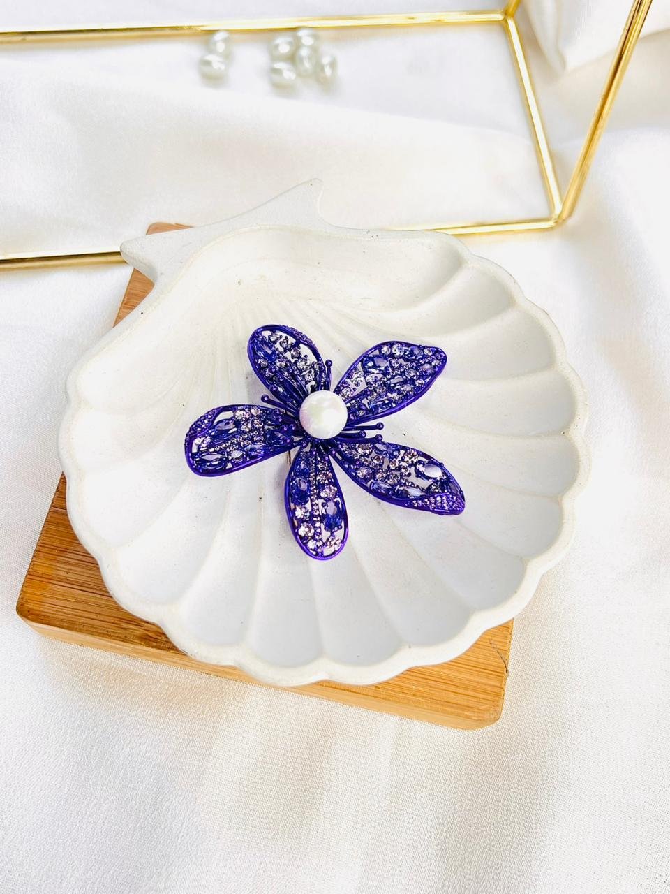 Sapphire Bloom Brooch - Image 3