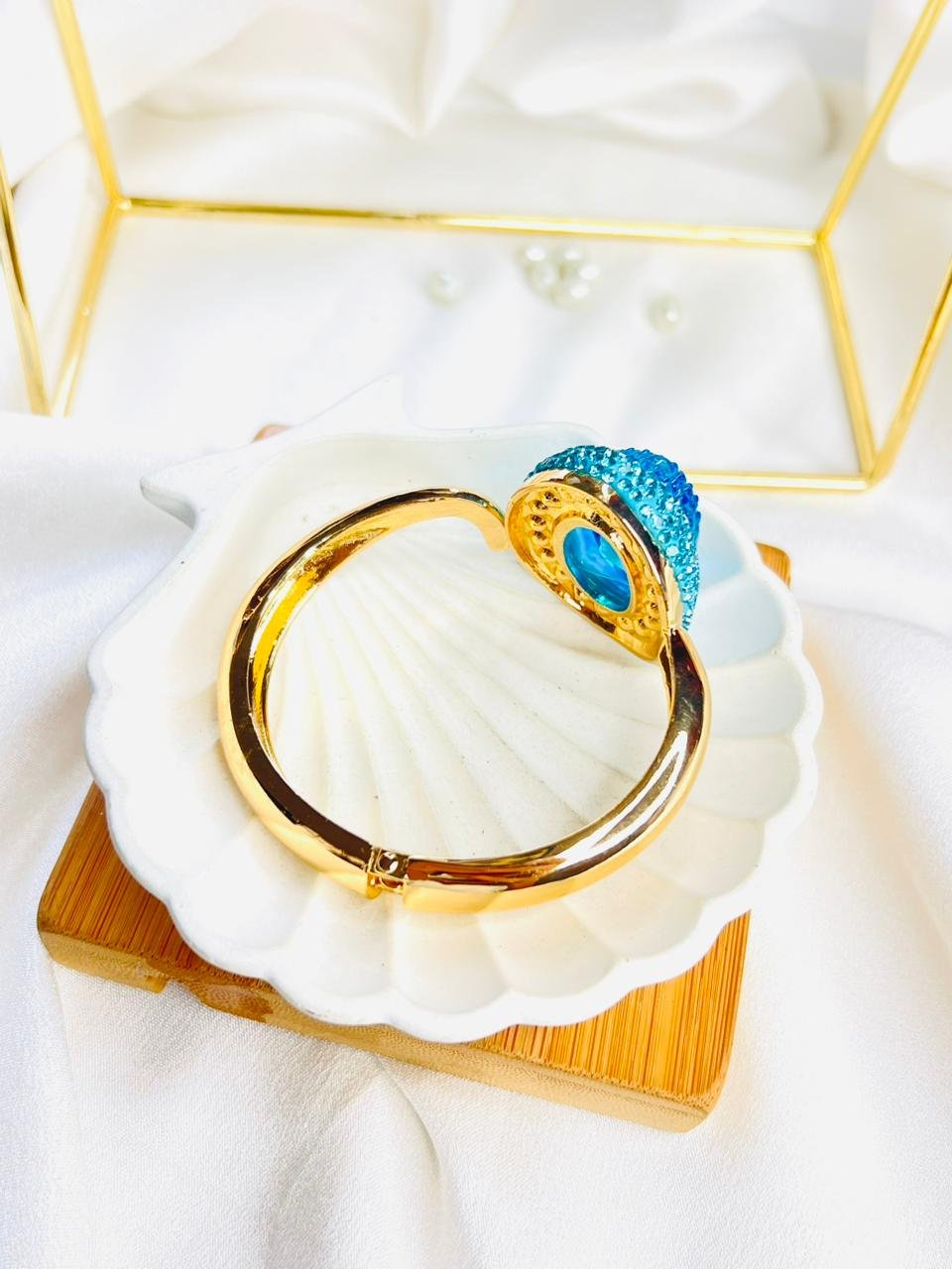 Everglow Cuff Bracelet - Image 3