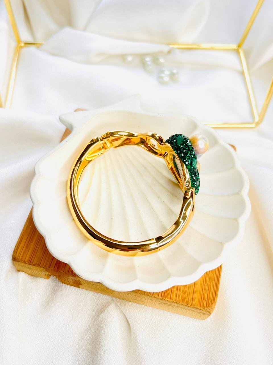 Emerald Tide Pearl Cuff Bracelet - Image 3