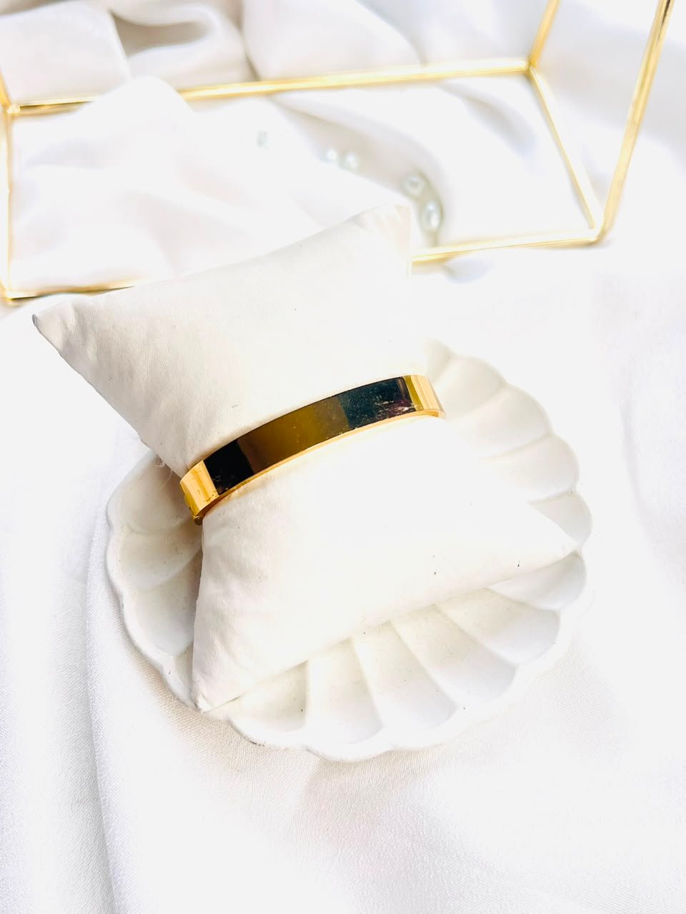 Emerald Royale Crystal Cuff Bracelet - Image 3