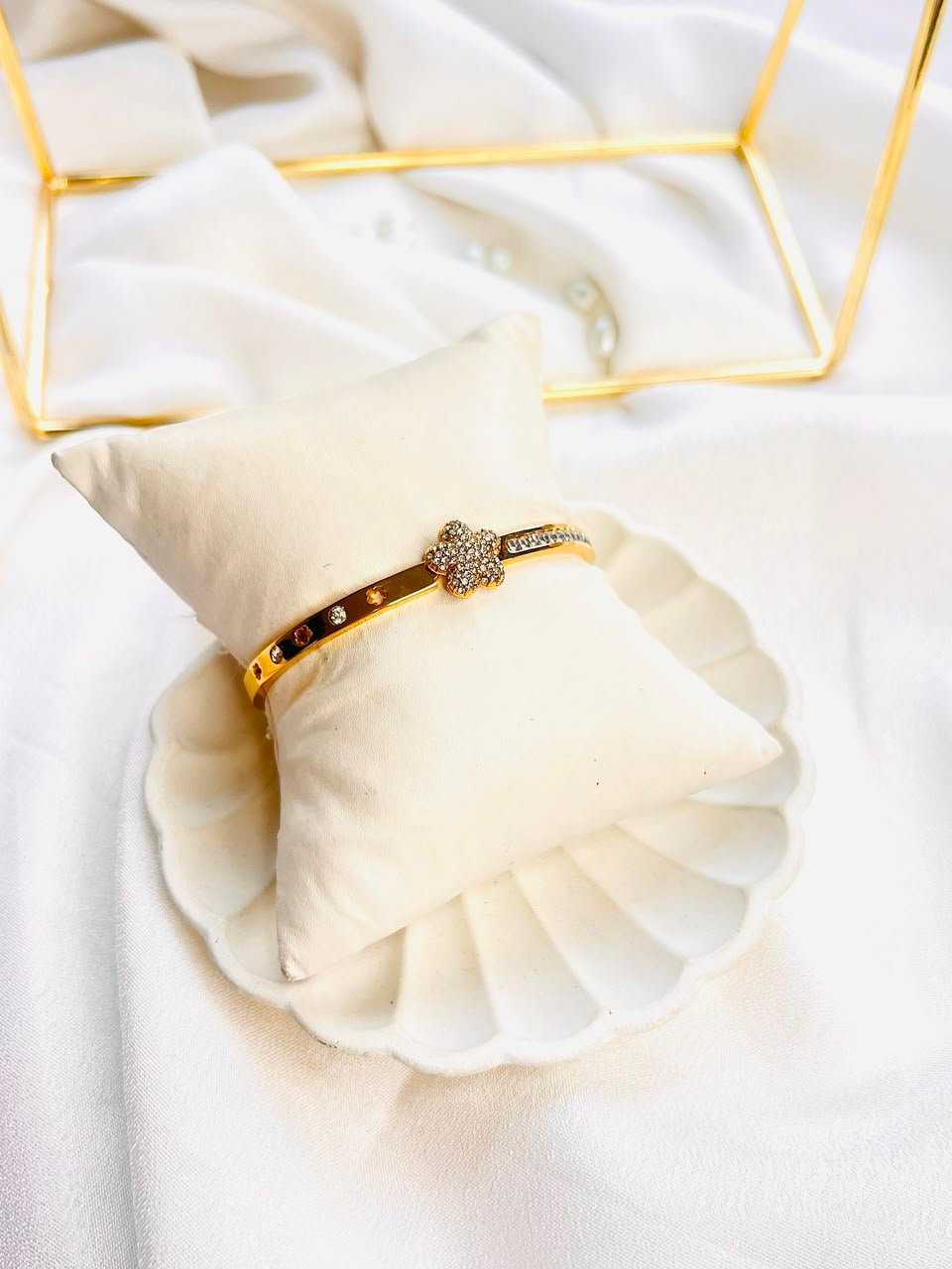 Floral Crystal Elegance Bracelet
