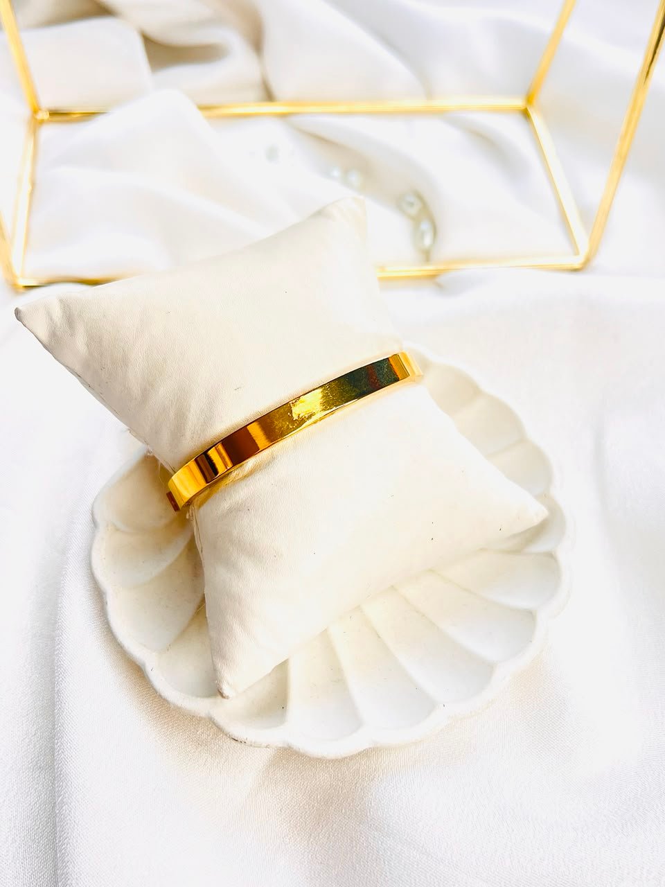 Classic Luxe Geometric Cuff - Image 3