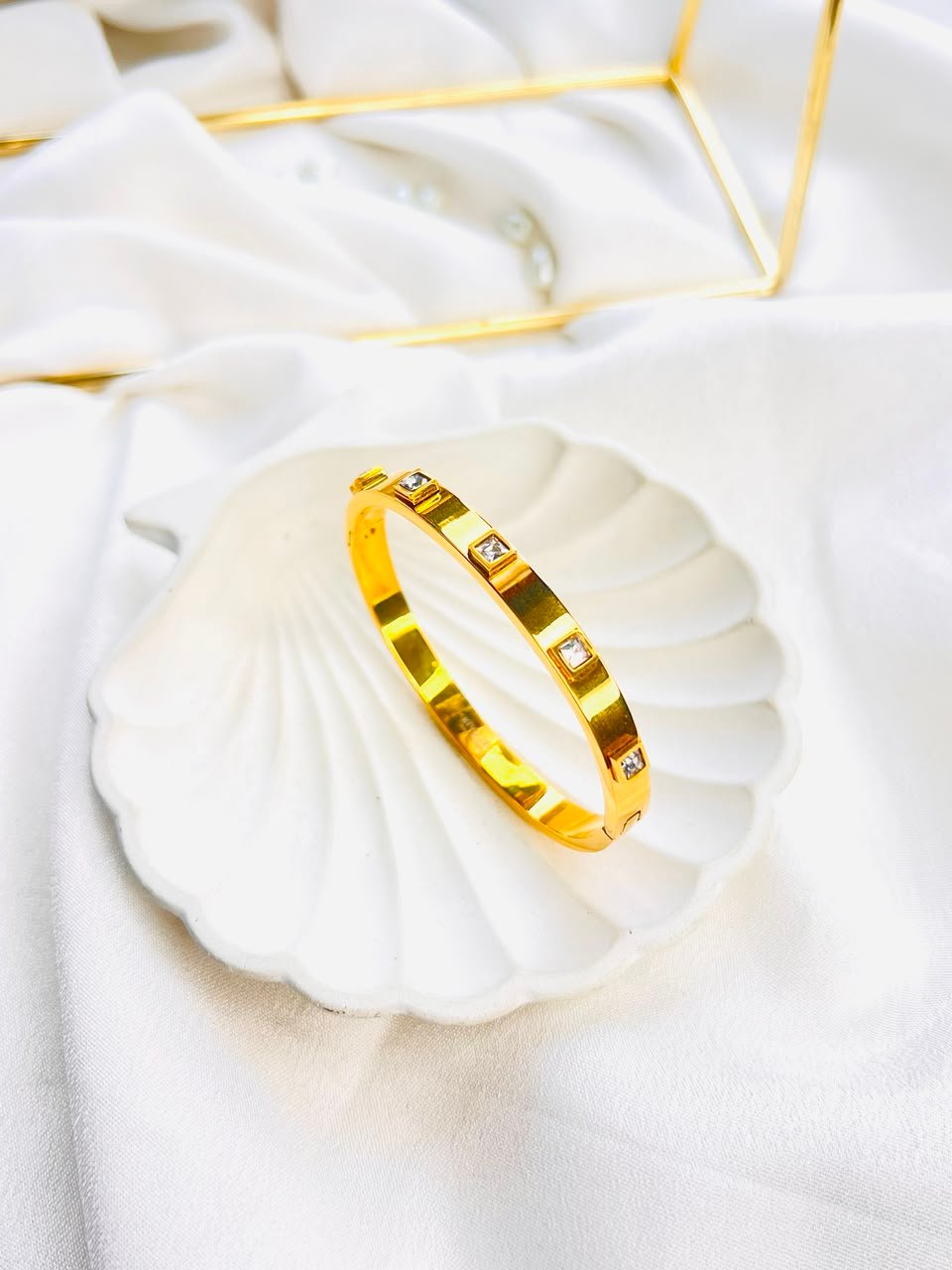 Classic Luxe Geometric Cuff - Image 2