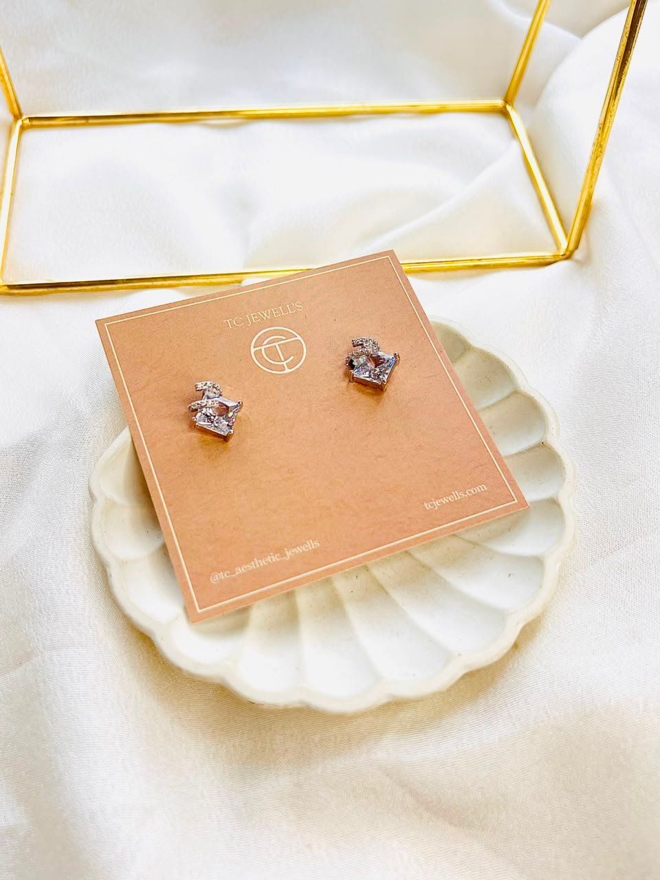 Pearl Mist Earrings