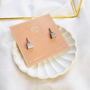 Elara Minimal Studs