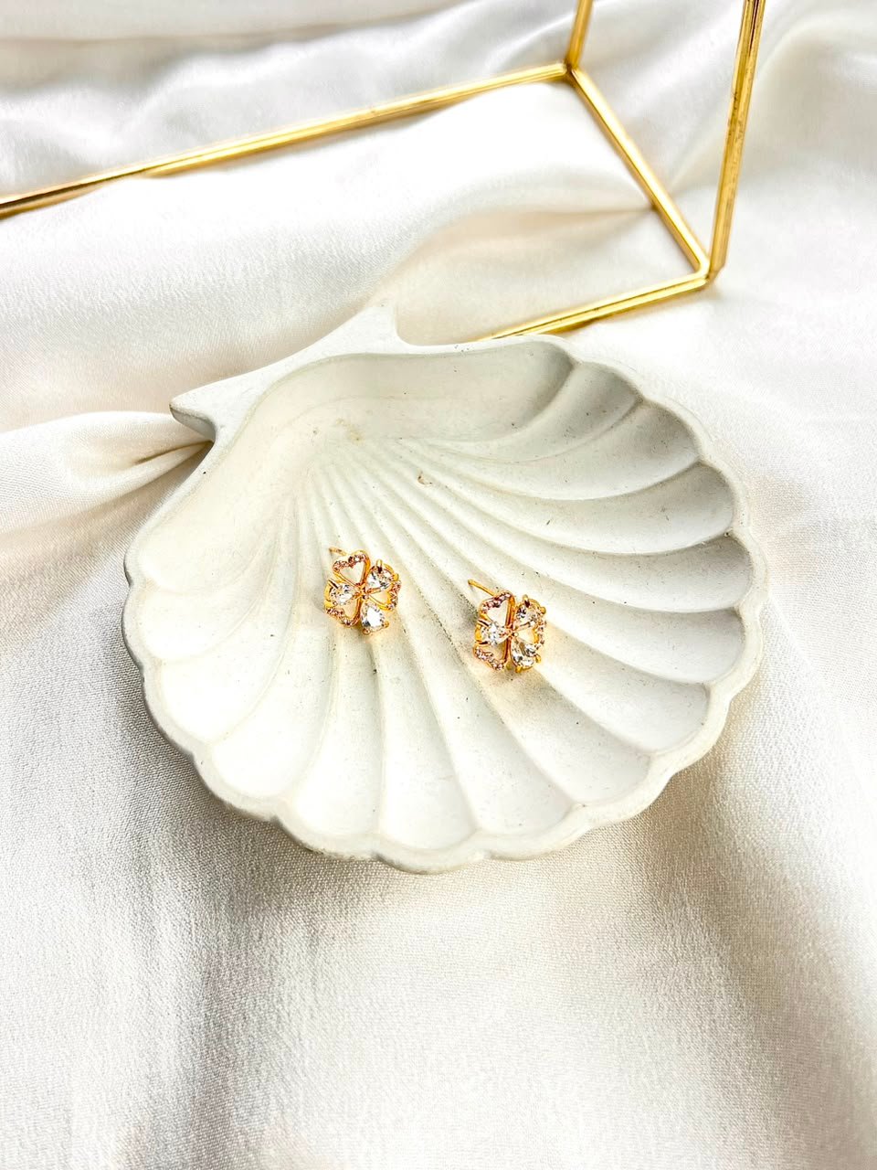 Lumi Gold Hoops