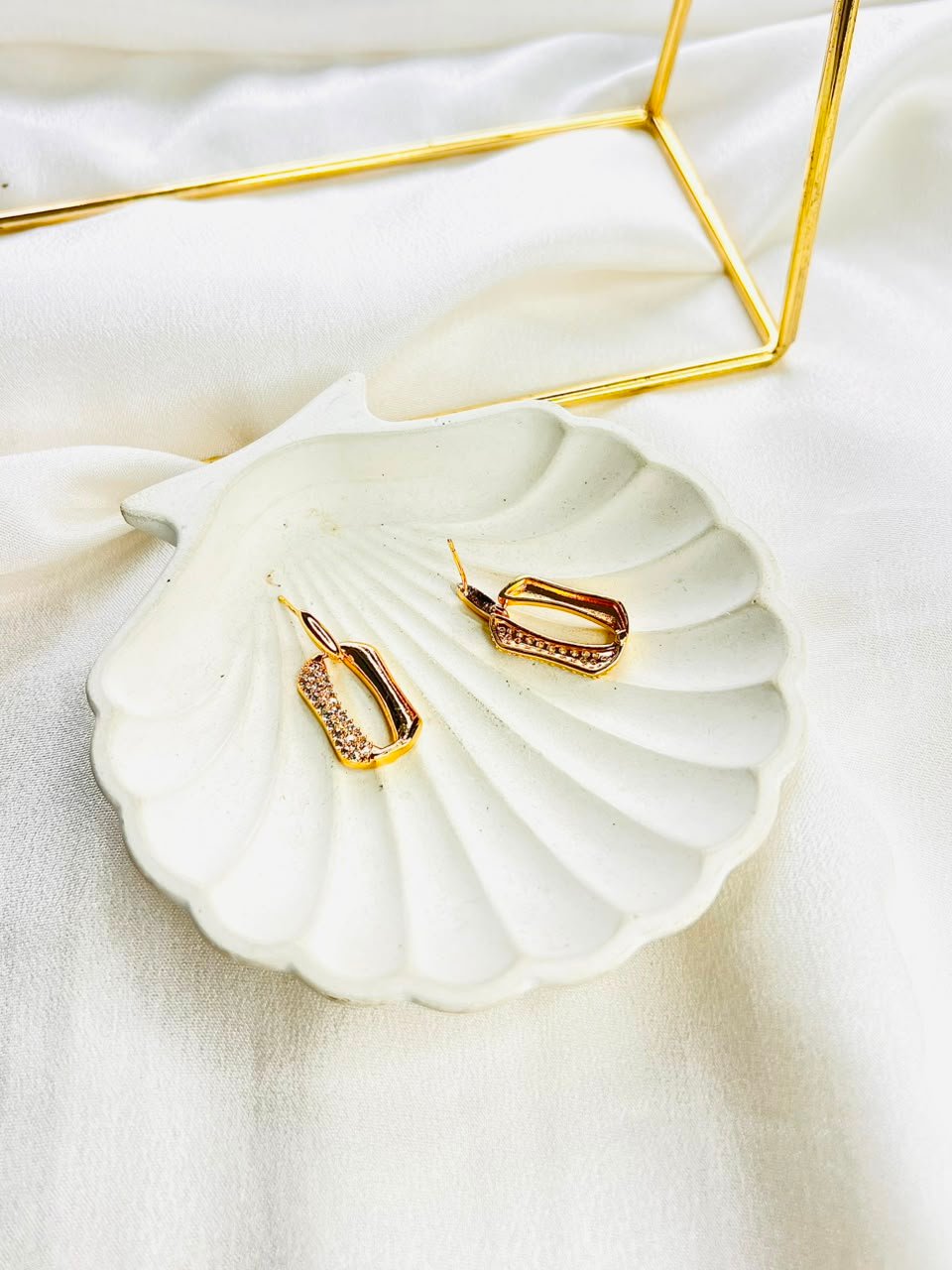 Mira Gold Drops - Image 3