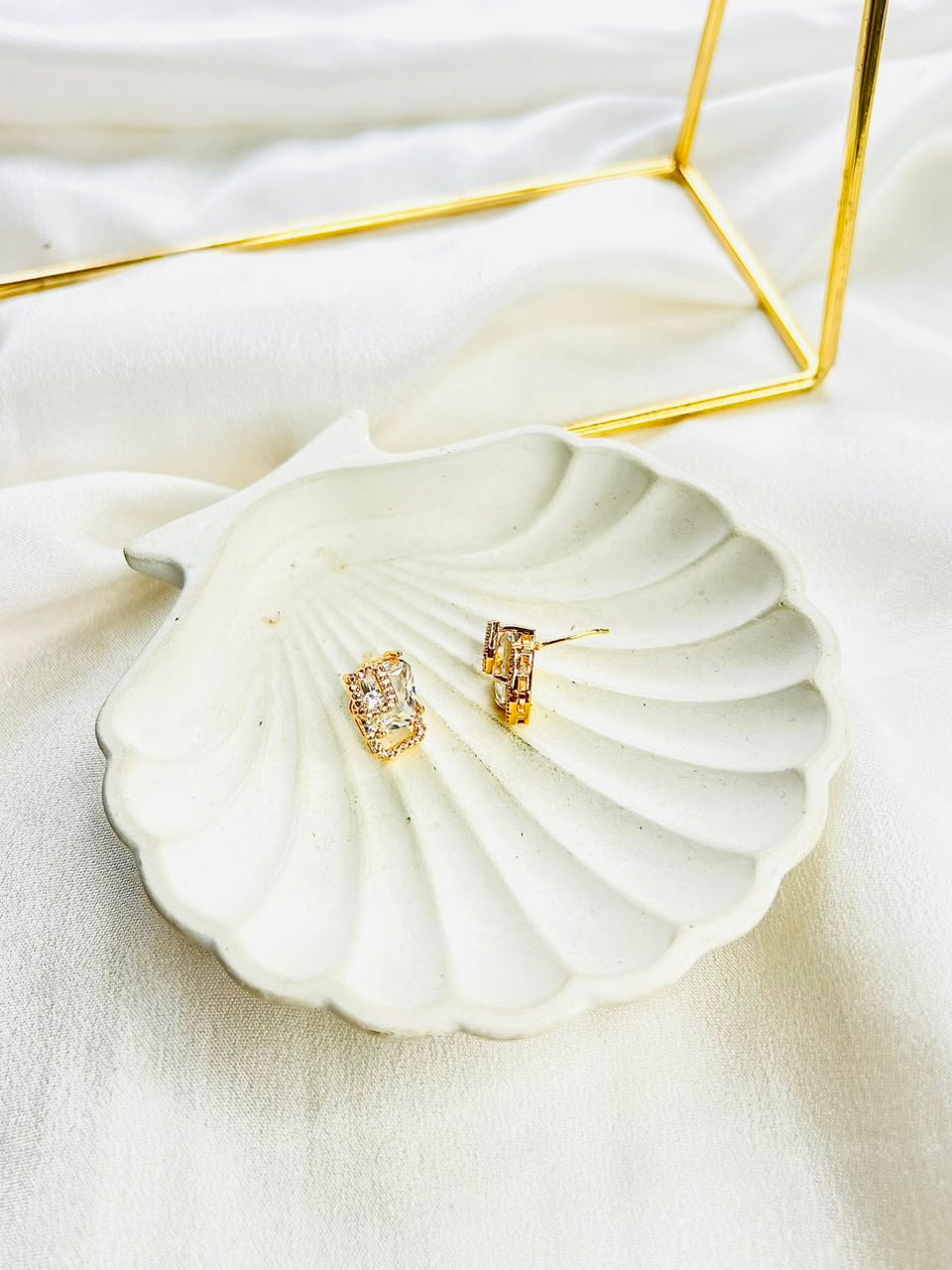 Celeste Gold Earrings - Image 3