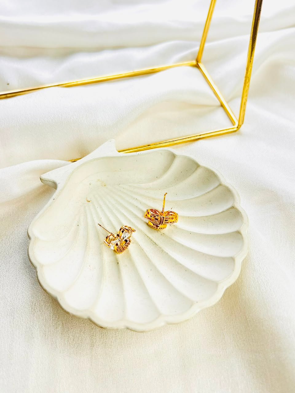 Aurelia Gold Studs - Image 3