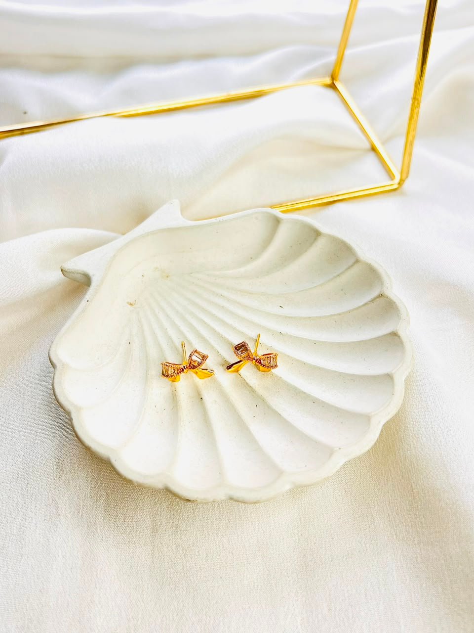 Lyra Gold Hoops