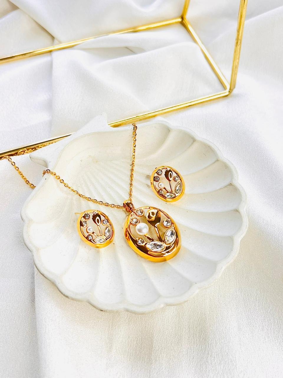 Naira Chain
