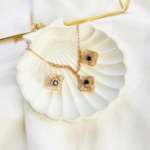 Celeste Noir Floral Necklace