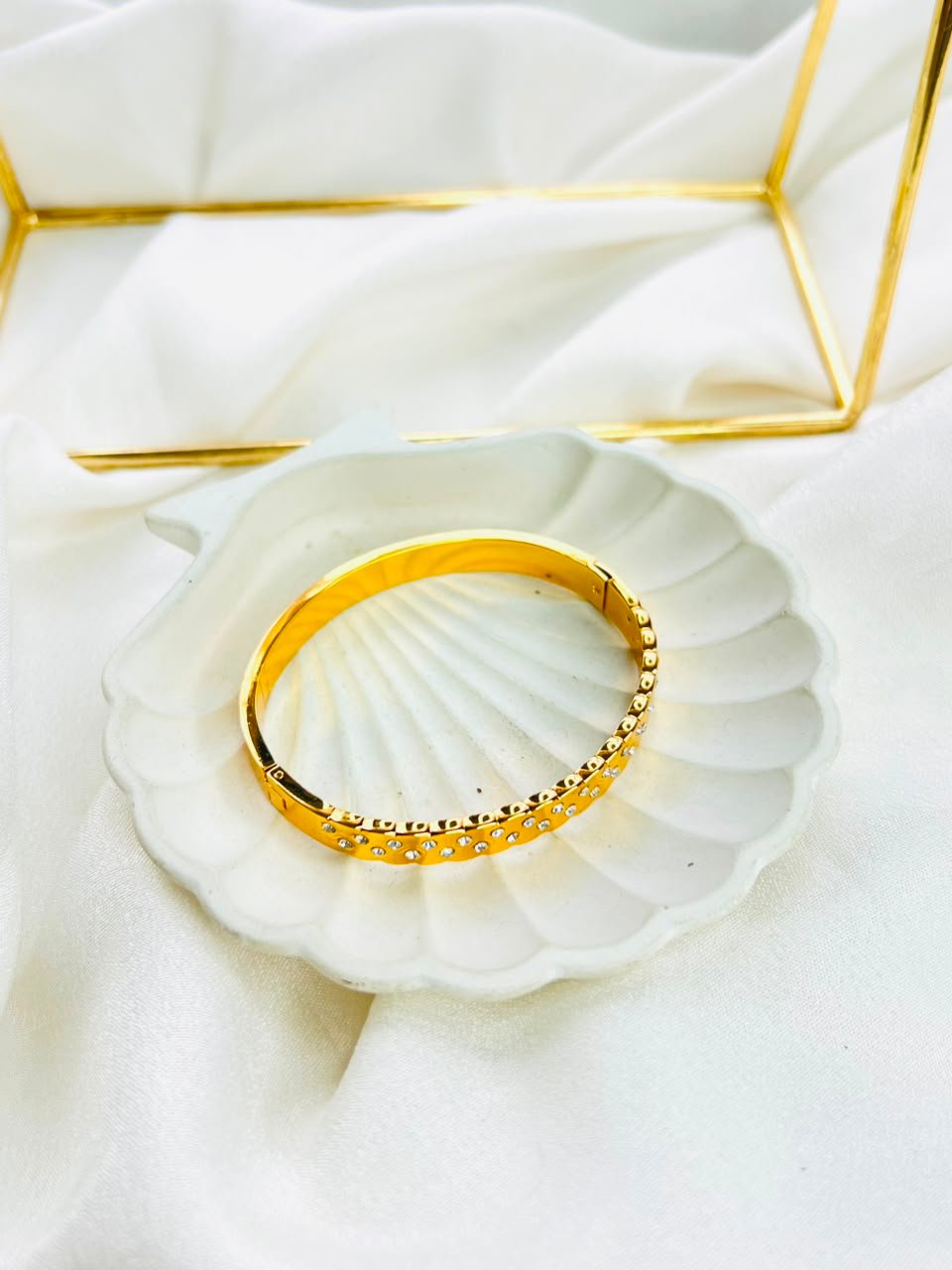 Avelisse Cuff - Image 3