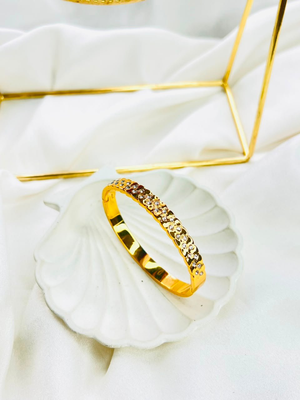 Avelisse Cuff - Image 2