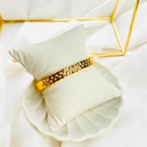 Avelisse Cuff