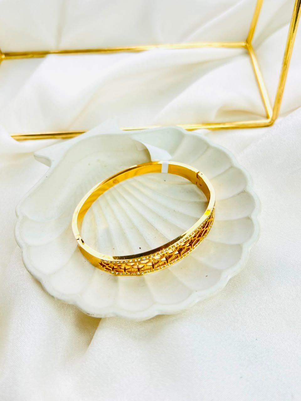 Marvelle Cuff - Image 3