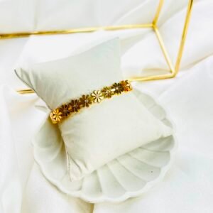 Velmira Cuff