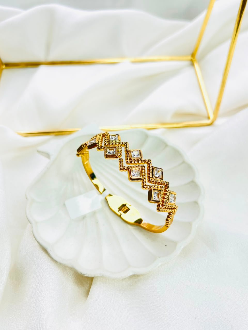 Orlena Cuff - Image 2
