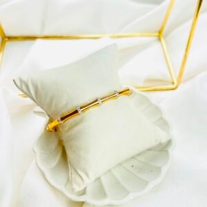 Avielle Cuff
