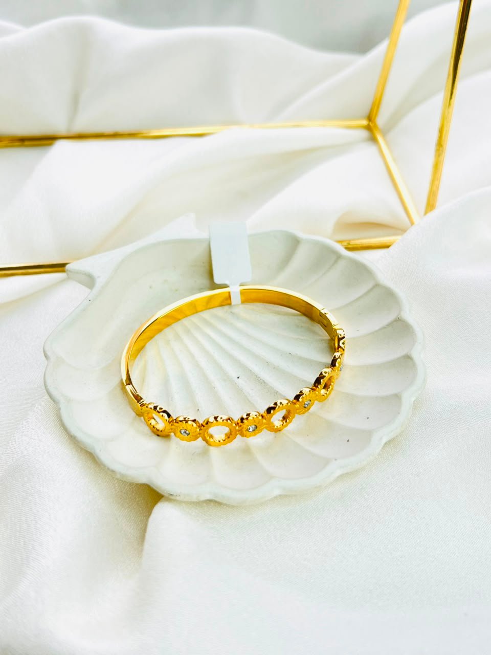 Solenne Cuff - Image 3