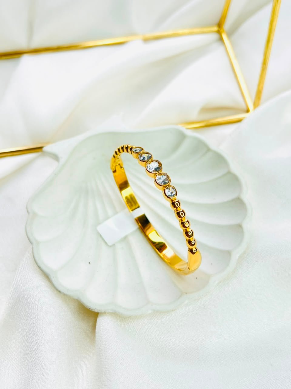 Elowen Cuff - Image 2